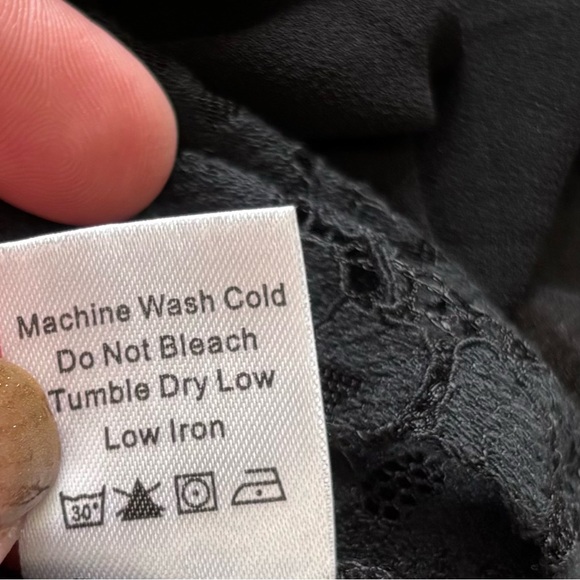 TUCKERNUCK MYLA Elegant Black Lace Women's Top Size XXS Chic Modern Feminine - Picture 7 of 9